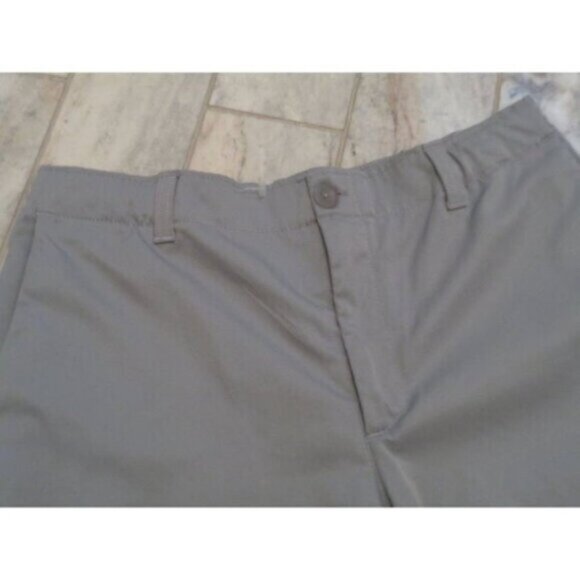 NEW Under Armour boys size 18 gray Adjustable Waist Golf shorts MSRP $60 - Picture 4 of 7